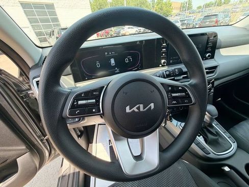 Certified 2024 Kia Seltos LX AWD/4WD image 24