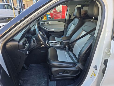 Certified 2023 Ford Explorer XLT w/ Equipment Group 202A image 66