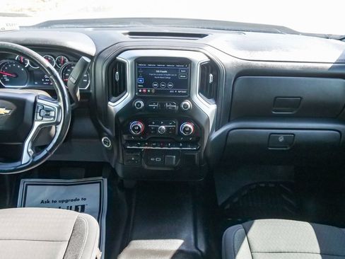 Used 2020 Chevrolet Silverado 1500 LT w/ Convenience Package AWD/4WD image 11