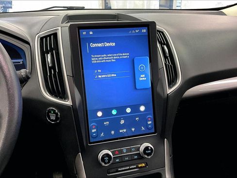 Used 2024 Ford Edge SEL image 6