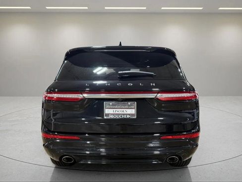 Certified 2024 Lincoln Corsair AWD w/ Equipment Group 101A image 4