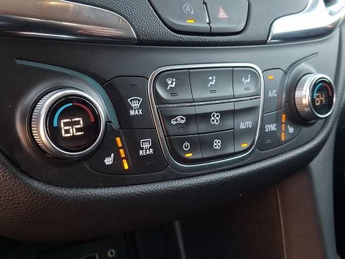 Used 2024 Chevrolet Equinox LT AWD/4WD image 14