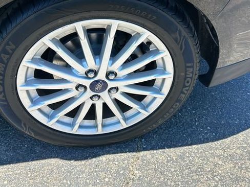 Used 2014 Ford C-MAX Energi SEL w/ Equipment Group 302A FWD image 6