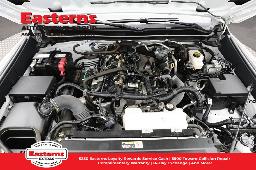 Used 2024 Toyota Tacoma SR RWD image 8