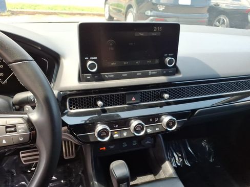 Used 2025 Honda Civic Sport image 9