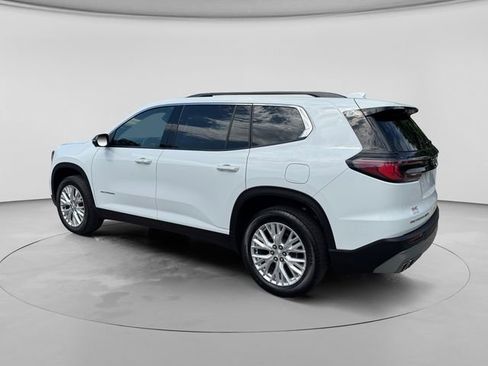 Used 2024 GMC Acadia Elevation w/ Luxury Package AWD/4WD image 3