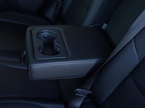 New 2025 Chevrolet Equinox EV LT image 26