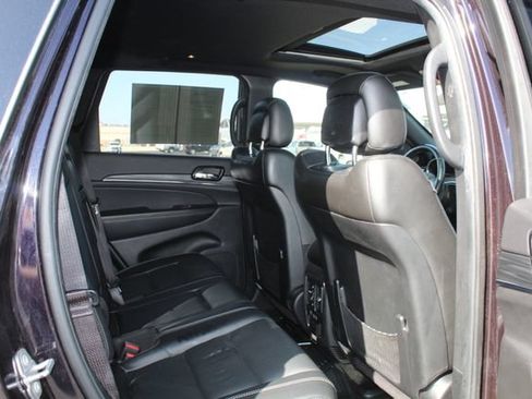 Used 2021 Jeep Grand Cherokee Limited w/ Quick Order Package 28K 80th AWD/4WD image 18