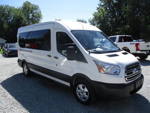 Used 2019 Ford Transit 350 XLT RWD image 6
