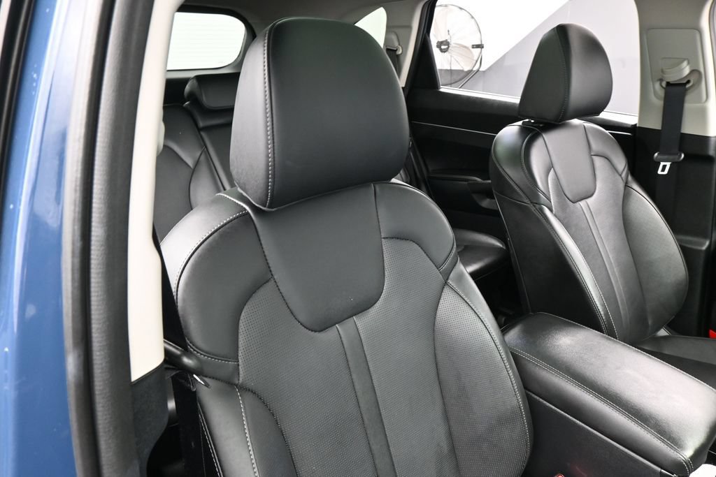 Used 2025 Kia Sorento S w/ Panoramic Sunroof Package FWD image 43