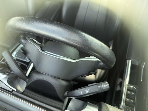 Used 2020 Mercedes-Benz GLB 250 250 image 16