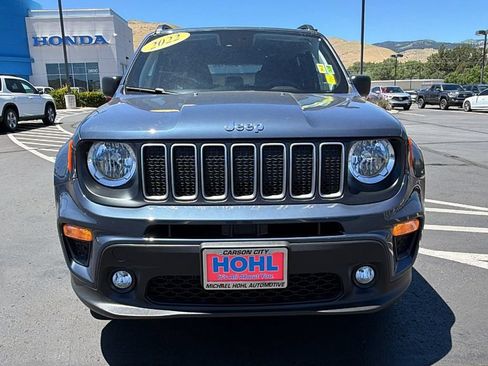 Used 2022 Jeep Renegade Latitude AWD/4WD image 8