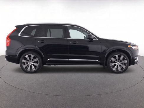 Certified 2024 Volvo XC90 T8 Ultimate w/ Lounge Package AWD/4WD image 8