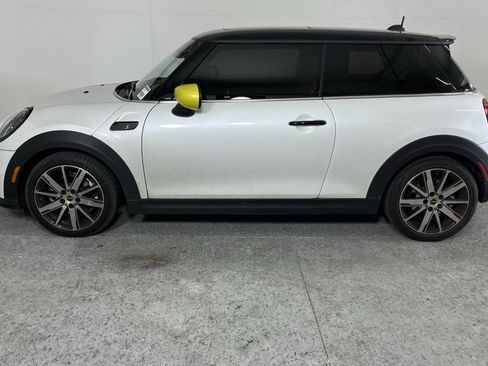 Used 2023 MINI Cooper SE image 6
