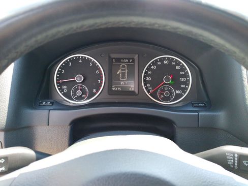 Used 2013 Volkswagen Tiguan SEL AWD/4WD image 13