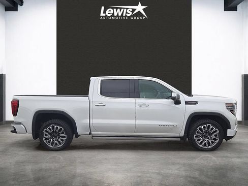 Used 2024 GMC Sierra 1500 Denali Ultimate AWD/4WD image 5