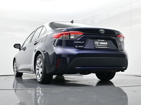 Used 2022 Toyota Corolla LE image 41