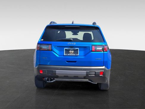 New 2026 Jeep Cherokee Laredo AWD/4WD image 5