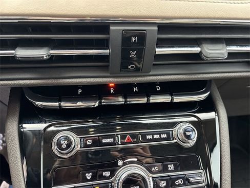 Used 2022 Lincoln Corsair Reserve w/ Elements Package image 22