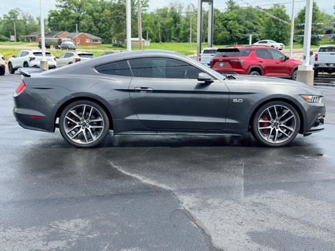 Used 2015 Ford Mustang GT Premium w/ Equipment Group 401A RWD image 4
