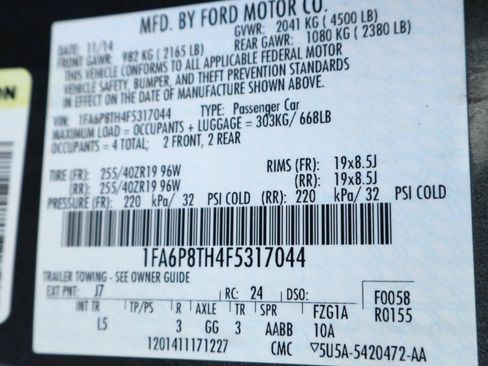 Used 2015 Ford Mustang Premium w/ Equipment Group 201A RWD image 39