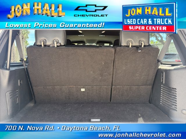 Used 2017 Ford Expedition XLT w/ Equipment Group 201A RWD image 9