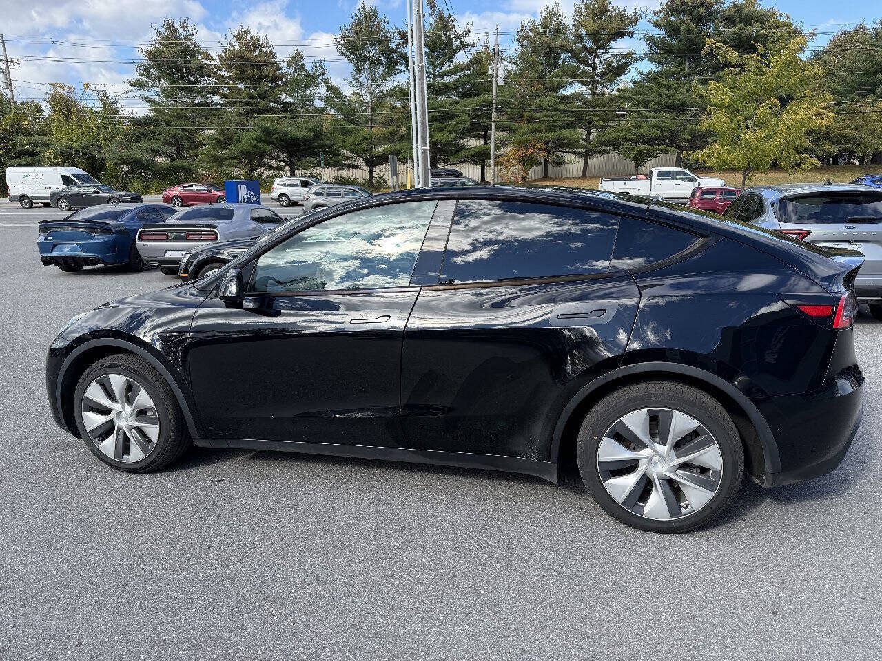 Used 2020 Tesla Model Y Long Range AWD/4WD image 10