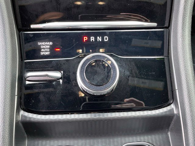 Used 2026 Jeep Grand Cherokee Limited AWD/4WD image 23