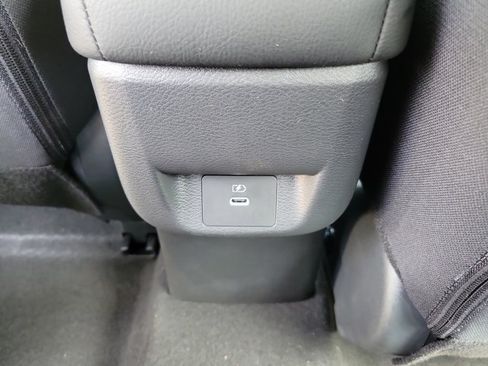 Used 2025 Nissan Versa SV w/ Trunk Package FWD image 12