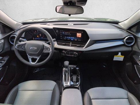 New 2026 Chevrolet Trax LT w/ Driver Confidence Package FWD image 14