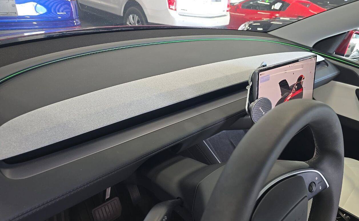 Used 2026 Tesla Model Y Long Range AWD/4WD image 13