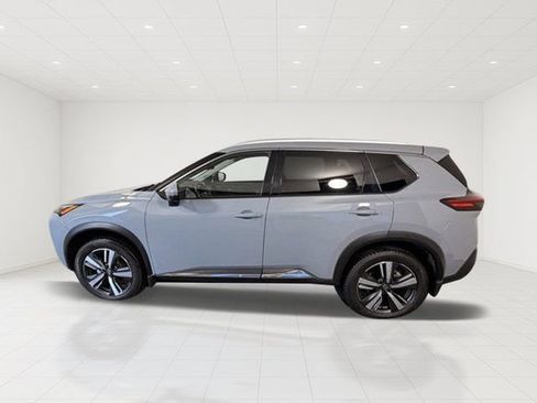 Used 2021 Nissan Rogue SL w/ Premium Package AWD/4WD image 5