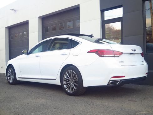 Used 2015 Hyundai Genesis 3.8 w/ Option Group 04 image 3