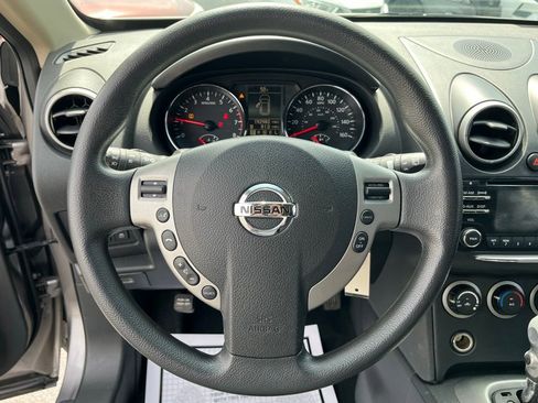 Used 2015 Nissan Rogue S w/ Convenience Package FWD image 10