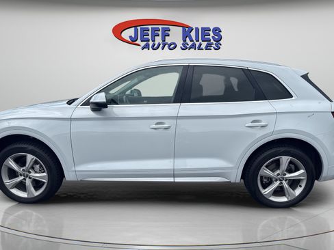 Used 2020 Audi Q5 2.0T Premium Plus w/ Premium Plus Package AWD/4WD image 8