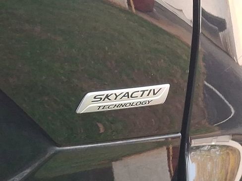 Used 2019 MAZDA CX-5 Touring image 9