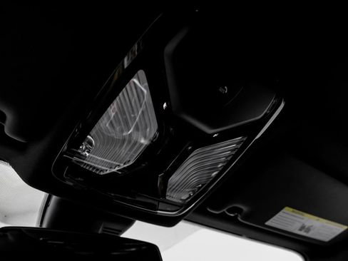 Used 2023 BMW M2 w/ Lighting Package RWD image 36