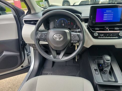Certified 2026 Toyota Corolla Cross L FWD image 16