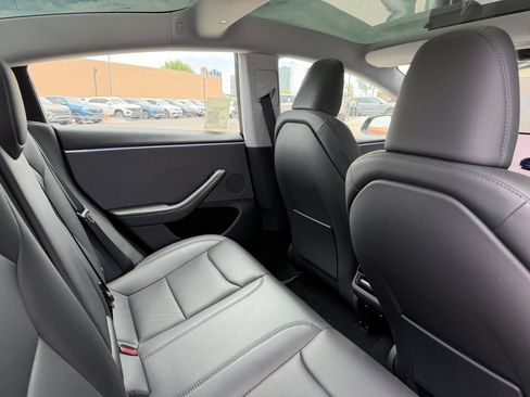 Used 2025 Tesla Model 3 Long Range RWD image 43
