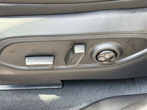 New 2025 Jeep Grand Cherokee Limited w/ Luxury Tech Group II image 28