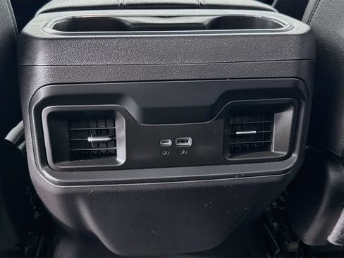 Used 2024 Chevrolet Silverado 1500 LT Trail Boss w/ LT Trail Boss Premium Package AWD/4WD image 26