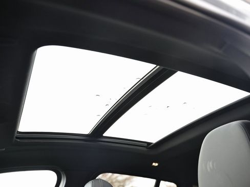 Used 2025 BMW X4 xDrive30i w/ Premium Package image 14