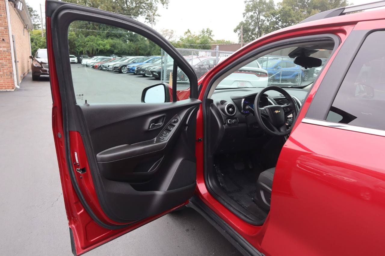 Used 2015 Chevrolet Trax LT AWD/4WD image 19