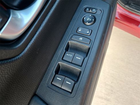 Used 2024 Honda CR-V LX image 32