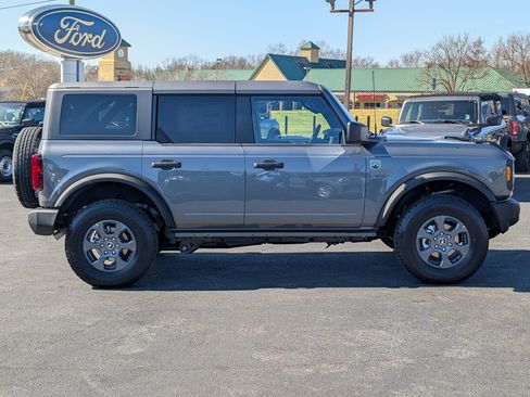New 2026 Ford Bronco Big Bend image 8