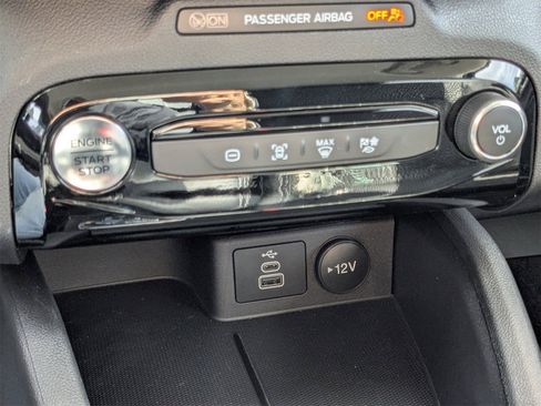 New 2026 Ford Escape BASE image 25