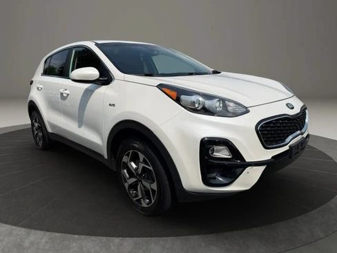 Used 2021 Kia Sportage LX AWD/4WD image 3