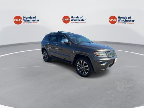 Used 2018 Jeep Grand Cherokee Overland AWD/4WD image 2