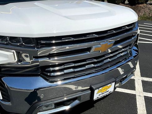 Used 2021 Chevrolet Silverado 1500 LTZ w/ Safety Package II AWD/4WD image 33