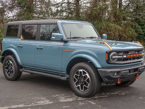 Used 2023 Ford Bronco Outer Banks AWD/4WD image 4